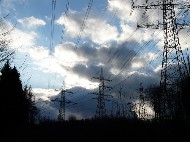 pylons-49625_640